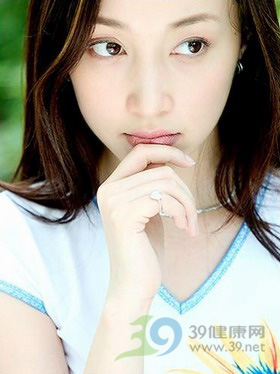 恐怖:阴毛怎么慢慢变白了?