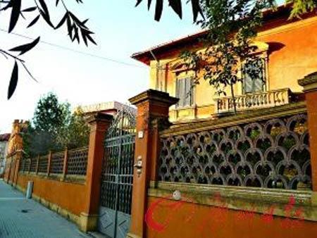 比萨的小房子很有风情。