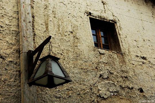 香格里拉独克宗古城(图:陈亚军) 香格里拉独克宗古城(图:陈亚军)