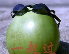 夜市上的剥皮椰子为什么不能买?
