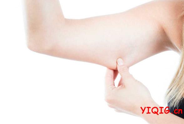 手臂粗 肉松弛的原因及对策介绍
